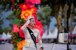 BIB: 
                            <button type="button" onclick="openModal(27888905)" class="btn btn-primary btn-sm float-right btn-popup" data-toggle="modal" data-target=".modal-high-quality">
                        <i class="fas fa-shopping-cart"></i> Add to Cart
                    </button>
                                            <button type="button" onclick="isThisMe(27888905, true)" class="btn btn-success btn-sm float-right btn-popup btn-isme hidden" data-toggle="tooltip" data-placement="bottom" title="นี่คือรูปของคุณใช่ไหม คลิกที่นี่เพื่อเอาเข้าอัลบั้ม">
                        <i class="fas fa-plus"></i> Add to album
                    </button>
                    <button type="button" onclick="isThisMe(27888905, false)" class="btn btn-warning btn-sm float-right btn-popup btn-isnotme hidden">
                        <i class="fas fa-ban"></i> Remove from album
                    </button>